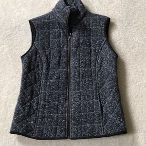 Anthropologie Drew quilted vest size small